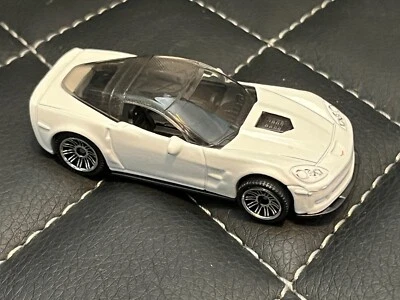 2008 Mattel Matchbox White Black Chevy Corvette ZR1 MB749 1/60 Diecast Car - Image 1 of 2