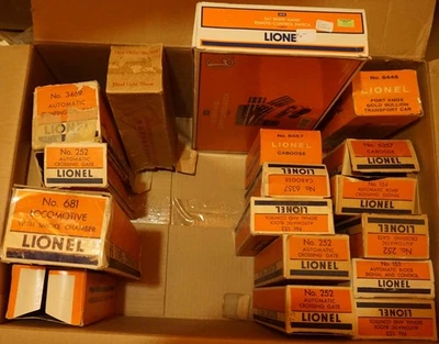 Lionel postwar boxes   681  6445 252 3451 30 plus g21 - Image 1 of 2