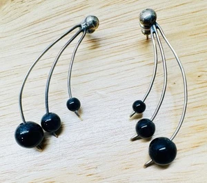 Black Coral Beads Silver Stud Earrings Sail Sailboat - Picture 1 of 1