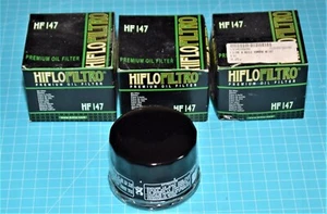 3 filtres à huile Hiflofiltro HF147 YAMAHA FZS 600 FAZER XP 500 530 TMAX neuf - Photo 1/1
