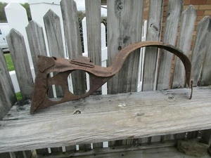 1935 DODGE PASSENGER CAR FRONT FENDER BRACE - Picture 1 of 6