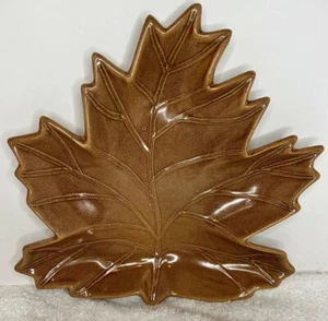 Vintage Red Wing Pottery Leaf Serving Plate Dish #696 Brown Matte Glaze - Picture 1 of 6
