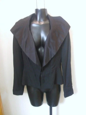 Chaqueta Blazer Tabitha Anthropolgie Ajustada Negra Talla 6 Cuello Fluido Seda Lyocell Foto 1 de 4