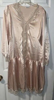 VINTAGE Papillon por Paula Bata Rosa Carbone Pequeño Encaje Borde Botón Cierre EE. UU. Foto 1 de 4