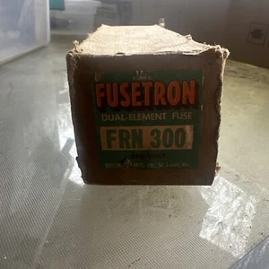 Fusetron FRS-R-300 Doble Elemento Tiempo Retraso Clase K5 300-Amp 600V (nuevo) - Imagen 1 de 5