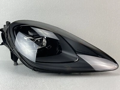 2018-2020 Porsche Cayenne Right Passenger Full LED Headlight w/out Matrix OEM - Image 1 of 4