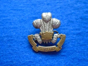 WWI SOUTH LANCASHIRE REGIMENT BI METAL COLLAR BADGE PLUS PIN - Picture 1 of 2