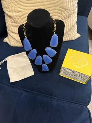 Impresionante Collar Kendra Scott Harlow Azul Periwinkle Ajuste Dorado Declaración Foto 1 de 4