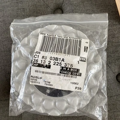 BMW E30 BBS 15 INCH CENTRE CAP BRAND NEW OLD STOCK NLA 36132225476 - Image 1 of 4