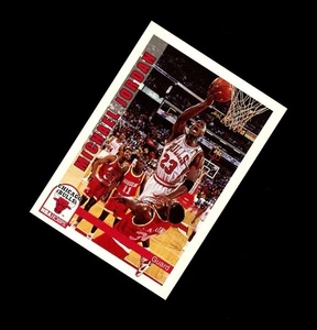 1992 NBA Hoops #30 MJ MICHAEL JORDAN! Chicago Bulls GOAT MVP - Picture 1 of 1