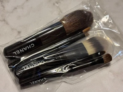 CHANEL Mini Makeup Brush Set – Unused, No Box - Image 1 of 3