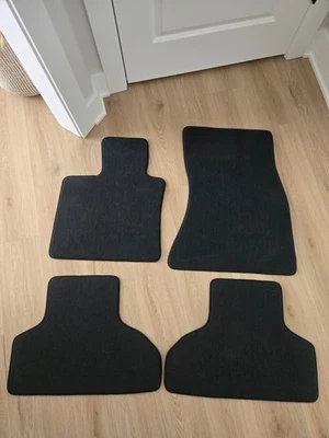 Juego de alfombrillas BMW X5 F15 2014-2018 y BMW X6 F16 2015-2019  Foto 1 de 2