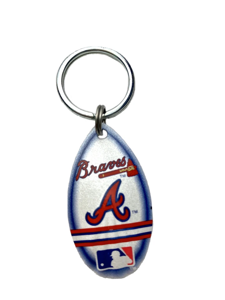 MLB Atlanta Braves Vintage Teardrop Spinner Keychain - Image 1 of 1