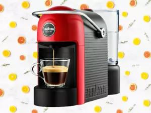 Macchina da caffè Lavazza A Modo Mio Jolie Rosso Caffè in Capsule Rossa NUOVA !! - Foto 1 di 4