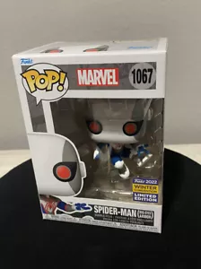 ¡FUNKO POP! Armadura de ojos de insecto MARVEL Spider-Man #1067 2022 convención de invierno - Imagen 1 de 6