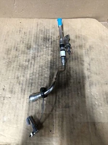 New Old Stock Genuine GM Fuel Feed Line Part #12703596. - Imagen 1 de 10