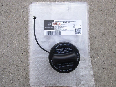 14-18 MERCEDES BENZ CLASE CLA TAPA DE LLENADO DEL TANQUE DE GASOLINA COMBUSTIBLE CON CORREA FABRICANTE DE EQUIPOS ORIGINALES NUEVO Foto 1 de 4