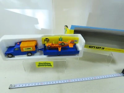 Corgi Gift Set GS 19  Land Rover, Nipper Aircraft and Trailer in OVP 177585 - Bild 1 von 4