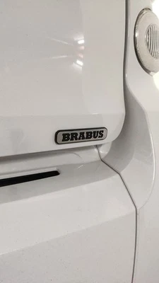 Adesivo con stemma Brabus per Smart 451 453 454 come robusto emblema posteriore - Immagine 1 di 4