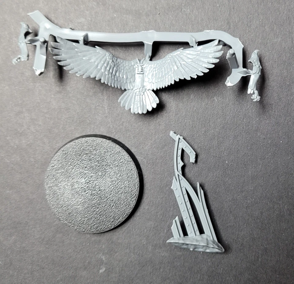 Lord Coteaz ONLY Cyber eagle, NO Chonky Inquisitor Warhammer 40K Imperial Agents - Image 1 of 1