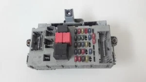 Fiat Doblo 2003 Fuse Box 4612228npl, Genuine #839181-83 - Picture 1 of 2