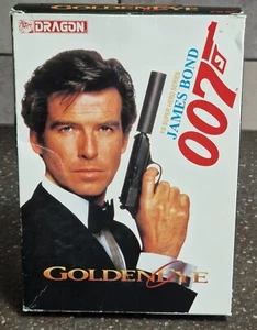 Dragón 1:9 Pierce Brosnan 1997 figura de James Bond ""GoldenEye"" kit modelo sin pintar - Imagen 1 de 7
