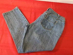 Women’s AVENUE JEANS StraightLeg MediumWash 100%Cotton Size 14 Average  - Picture 1 of 9
