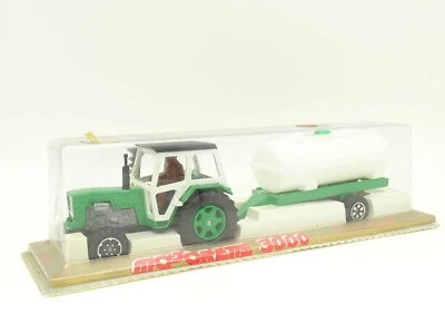 Majorette Serie 3000 1/43 - Trattore Con Rimorchio Cisterne Verde - Immagine 1 di 2