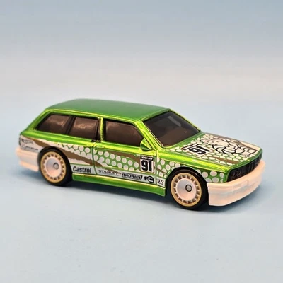 HOT WHEELS 2025 SUPER TREASURE HUNT BMW M3 WAGON - LOOSE  - Image 1 of 4