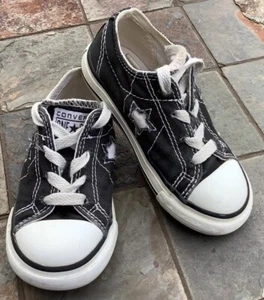 Converse All Star Low Top Black Toddler Size 7 Lace Up Sneaker Shoes - Picture 1 of 10