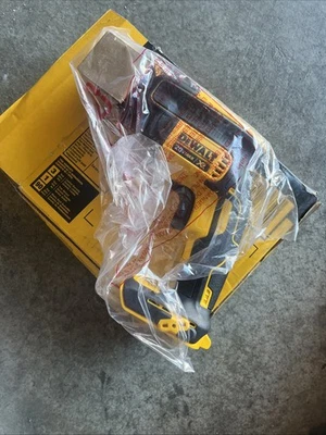 DEWALT DCF624B 20V Max XR Brushless - Image 1 of 4