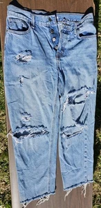 Jeans mamma Forever 21 Junior taglia 28 lavaggio leggero invecchiato con orlo grezzo - Foto 1 di 3