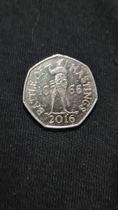 *SEHR SELTEN UND ZIRKULIERT* 2016 Sammlerstück Battle of Hastings 1066 50p Münze - Bild 1 von 2