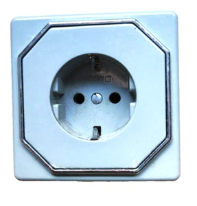 Steckdose System MERTEN color manhatten mit Rahmen - Bild 1 von 3