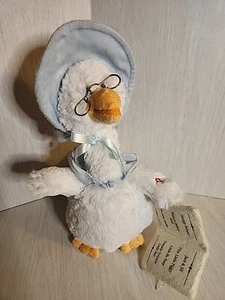 2018 Vintage Cuddle Barn Musical Talks Nursery Rhymes Mother Goose Plush Works! - Picture 1 of 3