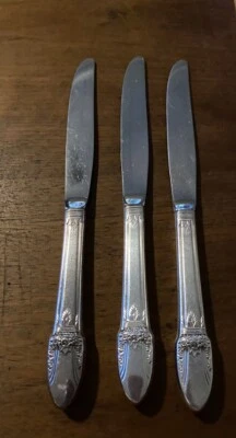 Antiguo cuchillo de cena francés First Love 1847 Rogers 1937 9 3/4" lote de 3 Foto 1 de 4