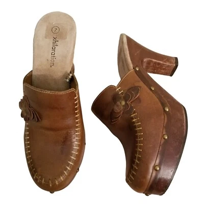 Xhilaration 7 Leather Chunky Mules 90s Y2K Platform Heels Flower Brads - Image 1 of 4