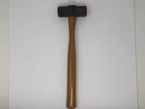 Vintage Fairmount 40 Oz Sledge Hammer 2.5 Lbs Forest King Handle - Picture 1 of 6