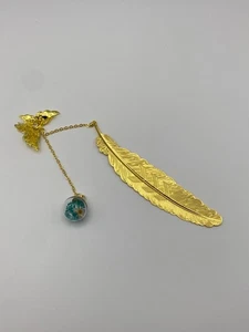 Gold metal Bookmark, feather and butterfly - Picture 1 of 7
