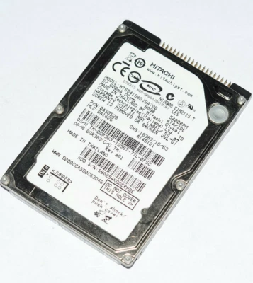 HTS541680J9AT00 Hitachi 80GB IDE 2.5" 9.5MM Hard Drive HDD - Image 1 of 4