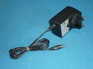 Cargador adaptador fuente de alimentación de CA original APD 12V 2A PSU Reino Unido WA-24E12 - Imagen 1 de 3