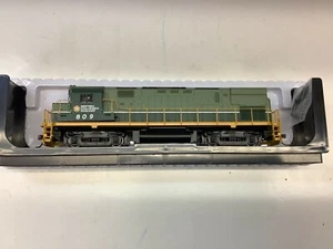 Atlas #10 003 301 HO scale “BC Rail" C425 Phase 2 locomotive with sound Rd.#809 - Picture 1 of 2