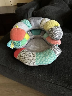 Infantino 2 en 1 tiempo abdominal y soporte sentado Foto 1 de 4