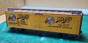 Athearn 5211 HO Scale  40’ Wood Reefer SCHLITZ BEER 92132 ( C )-VG - Picture 1 of 5