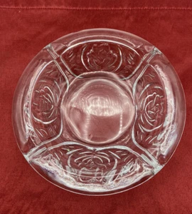 Vintage KIG Indonesia 6" Clear Heavy Glass 4 Slot Ashtray with Embossed Roses - Picture 1 of 7
