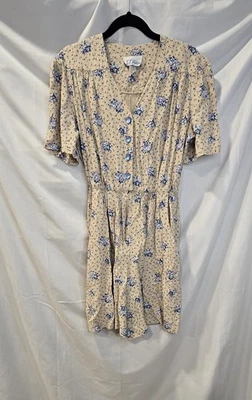 Vintage S.L. Petites Romper Size 12 Beige With Blue Flowers Pockets - Image 1 of 4