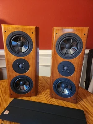 Vienna Acoustics Waltz Speakers Cherry PAIR - Image 1 of 4