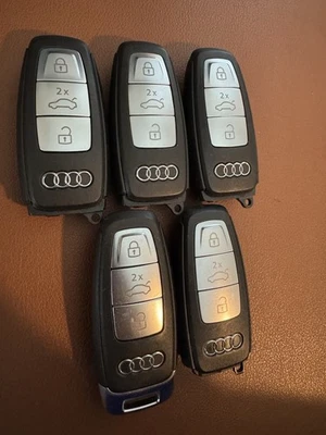 Lot Of 5 OEM AUDI A4 A7 Q7 Q8 SMART KEY REMOTE FOB IYZ-AK2 4N0.959.754.AC - RARE - Image 1 of 3