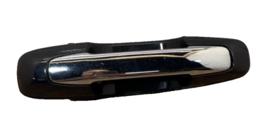 01 02 Manija de puerta exterior derecha Suzuki Grand Vitara Rh 4 puertas - OEM: 8281065D10GZ9 Foto 1 de 4