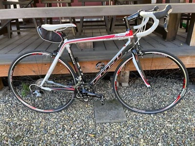 Fuji Sl Pro Carbon Fiber Bike - Very Few Miles - Image 1 of 4